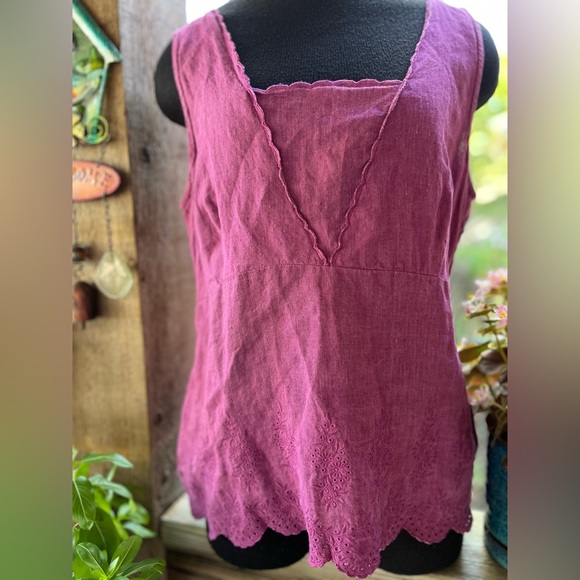Eddie Bauer Tops - Eddie Bauer Linen Plum Purple 100% Linen Sleeveless Square Neck Eyelet Hem Top L